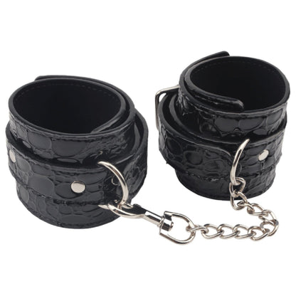 Be Good Ankle Cuffs Chisa